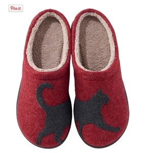 BRAND NEW - L.L Bean Cat Slippers